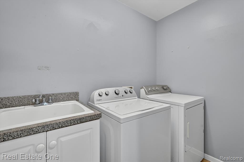 9610 Forest Ridge Drive, Clarkston, MI 48348 — Photo 28