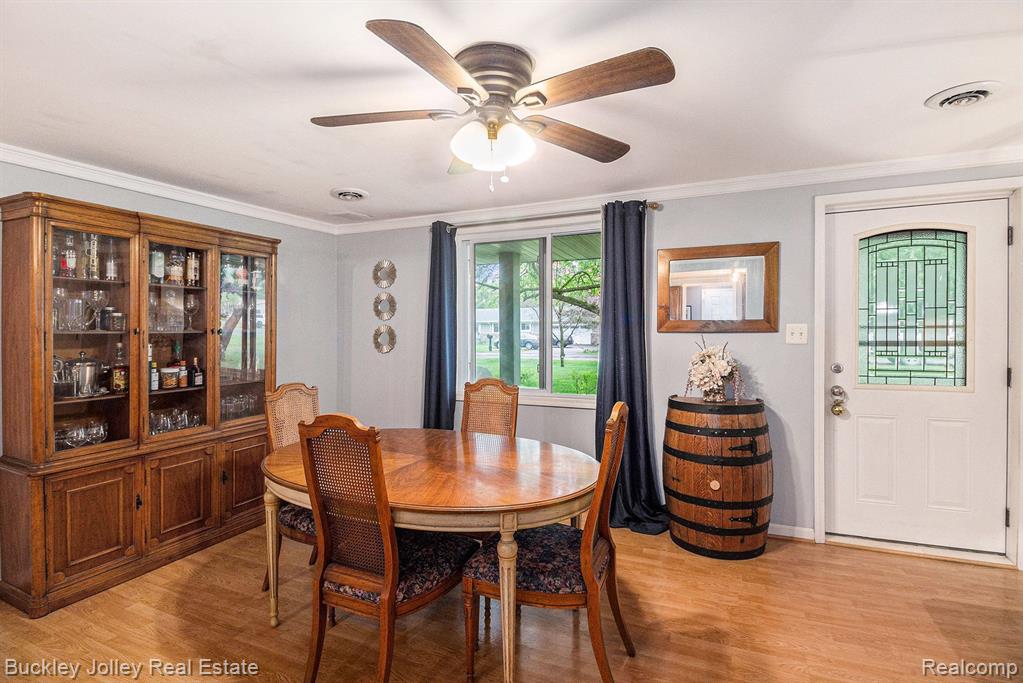 55755 PONTIAC TRAIL Court, New Hudson, MI 48165 — Photo 13