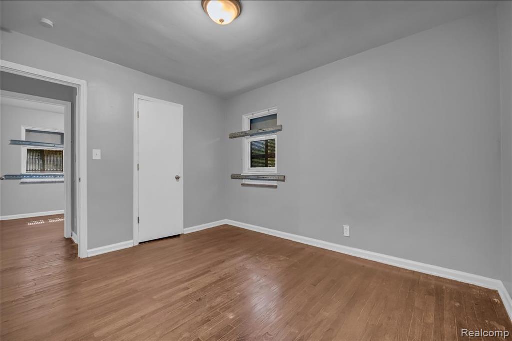 9935 Pierson St, Detroit, MI 48228 — Photo 11