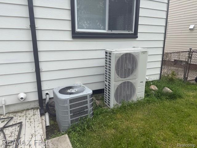 33131 Kathryn Street, Garden City, MI — Photo 3