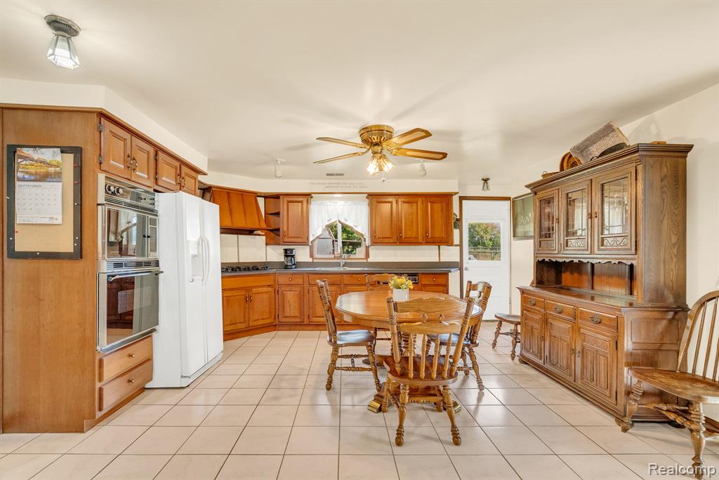 7730 Austere Drive, Waterford, MI 48329 — Photo 7