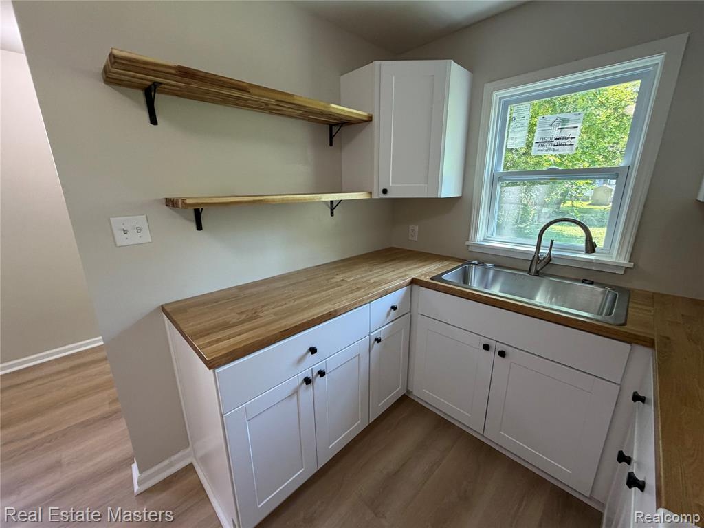 1016 Gillett Street, Port Huron, MI 48060 — Photo 16