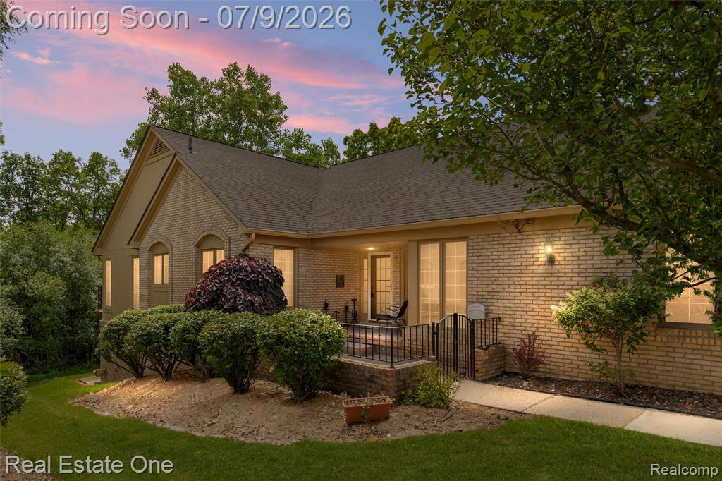 6273 Celeste Road, West Bloomfield, MI — front exterior