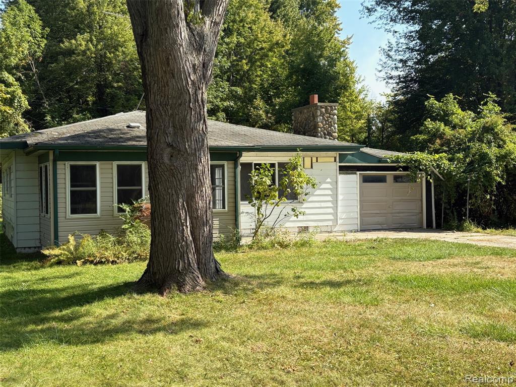 222 Newport Street, MI 48028 — Photo 2