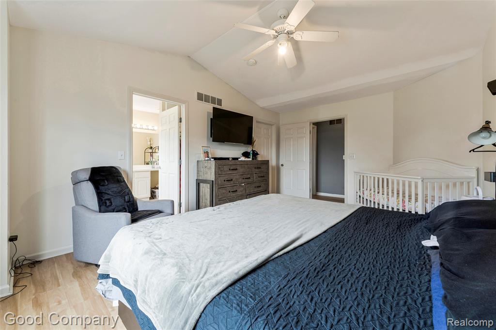 4742 Maddie Lane, Dearborn, MI 48126 — Photo 23