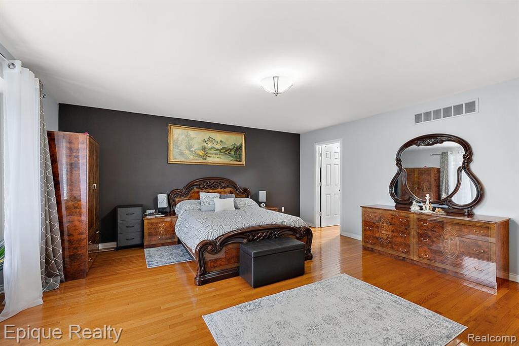 4527 Rochester Road, Troy, MI 48085 — Photo 40