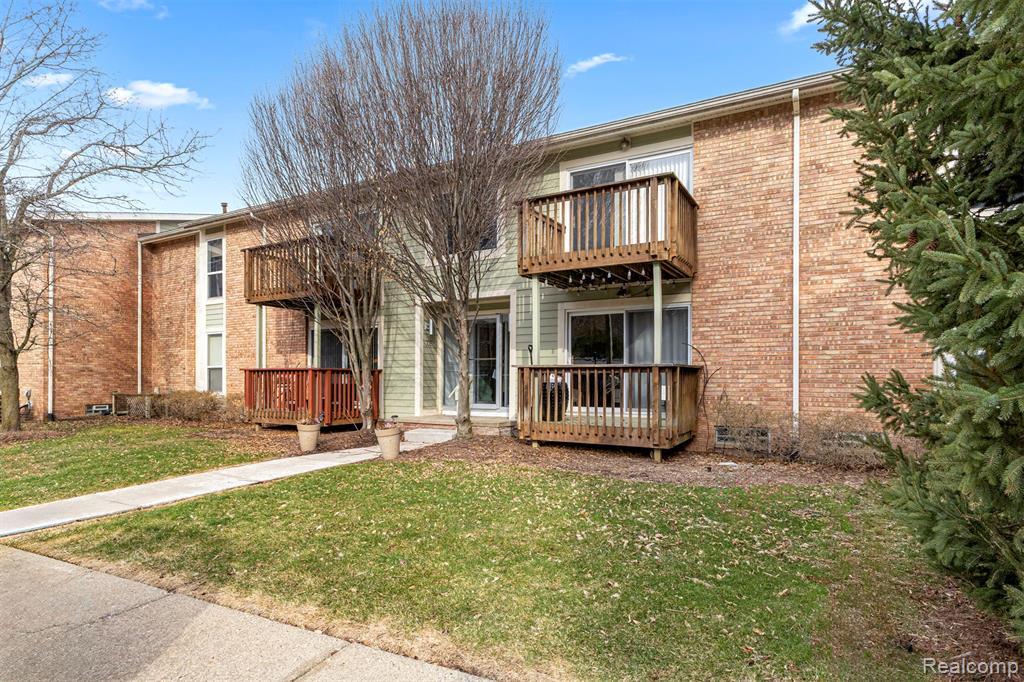 705 Randolph Street - Photo 4