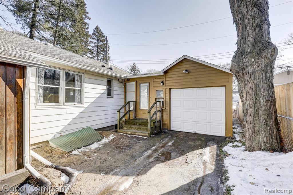 8503 Colgate Street, Oak Park, MI 48237 — Photo 57