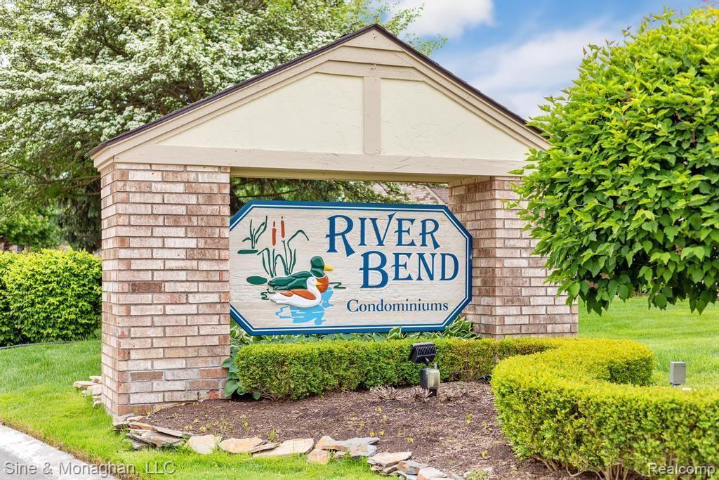 43389 RIVERBEND Boulevard, Clinton Twp, MI 48038 — Photo 2