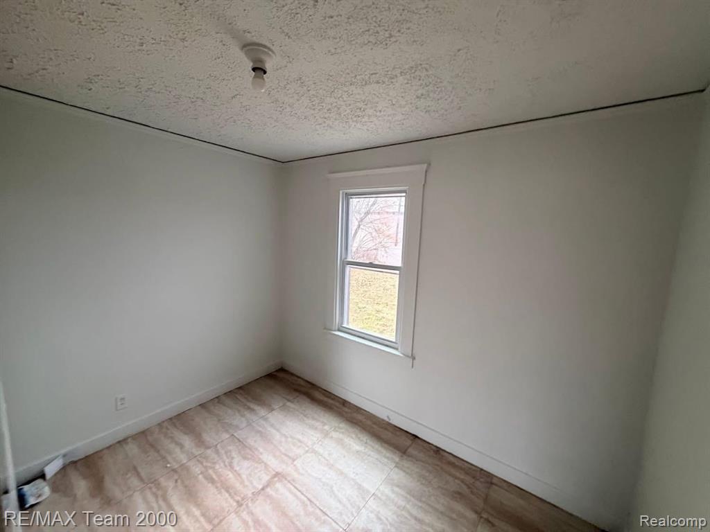 5444 Hartwell Street, Dearborn, MI 48126 — Photo 5