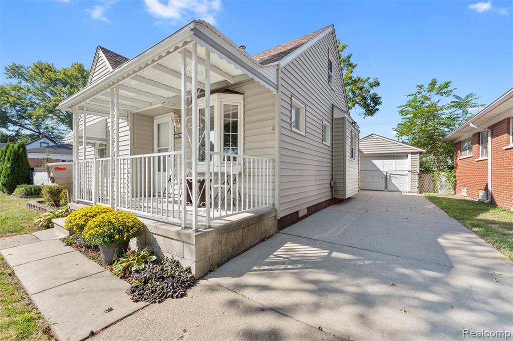 4924 Huron Street, Dearborn Heights, MI 48125 — Photo 2