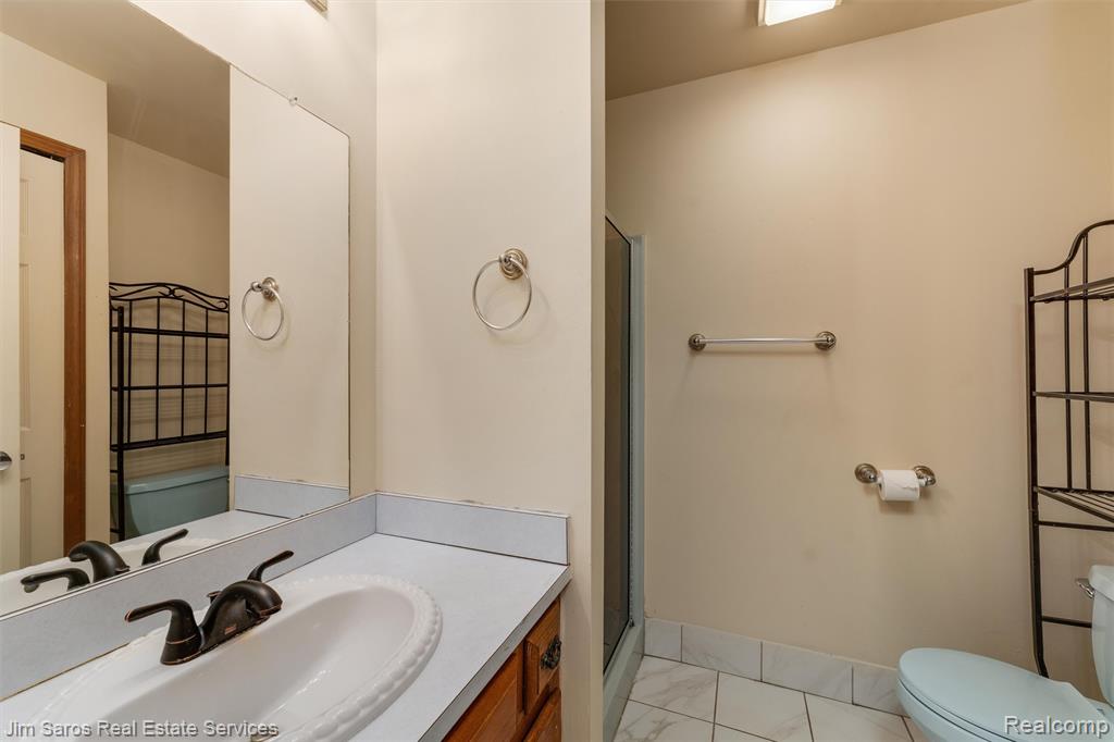 64 Rosebud Lane, Mount Clemens, MI 48043 — Photo 18