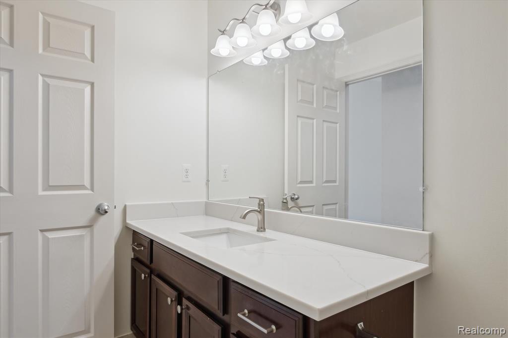 40837 Lenox Park Drive, Novi, MI 48377 — Photo 26