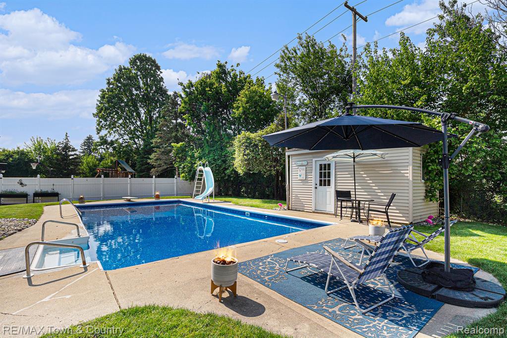 813 Birchwood Drive, Flushing, MI 48433 — Photo 43