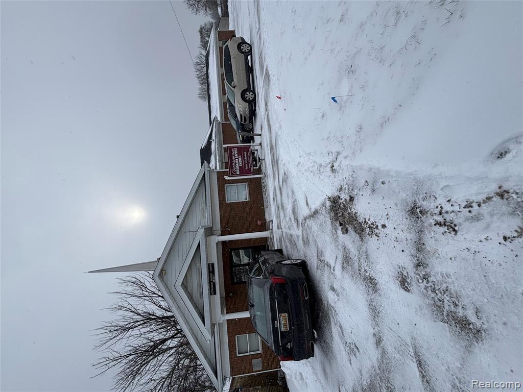 1258 E Humphrey Avenue, Flint, MI 48505 — Photo 2