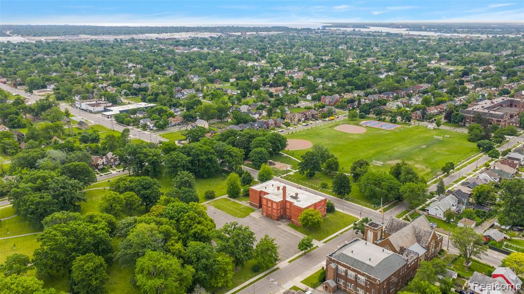 8411 E Forest Avenue, Detroit, MI 48214 — Photo 16
