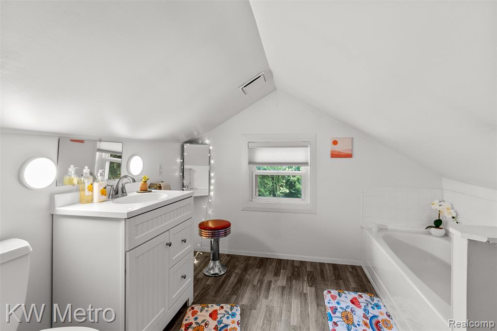 924 E 2nd Street, Royal Oak, MI 48067 — Photo 19