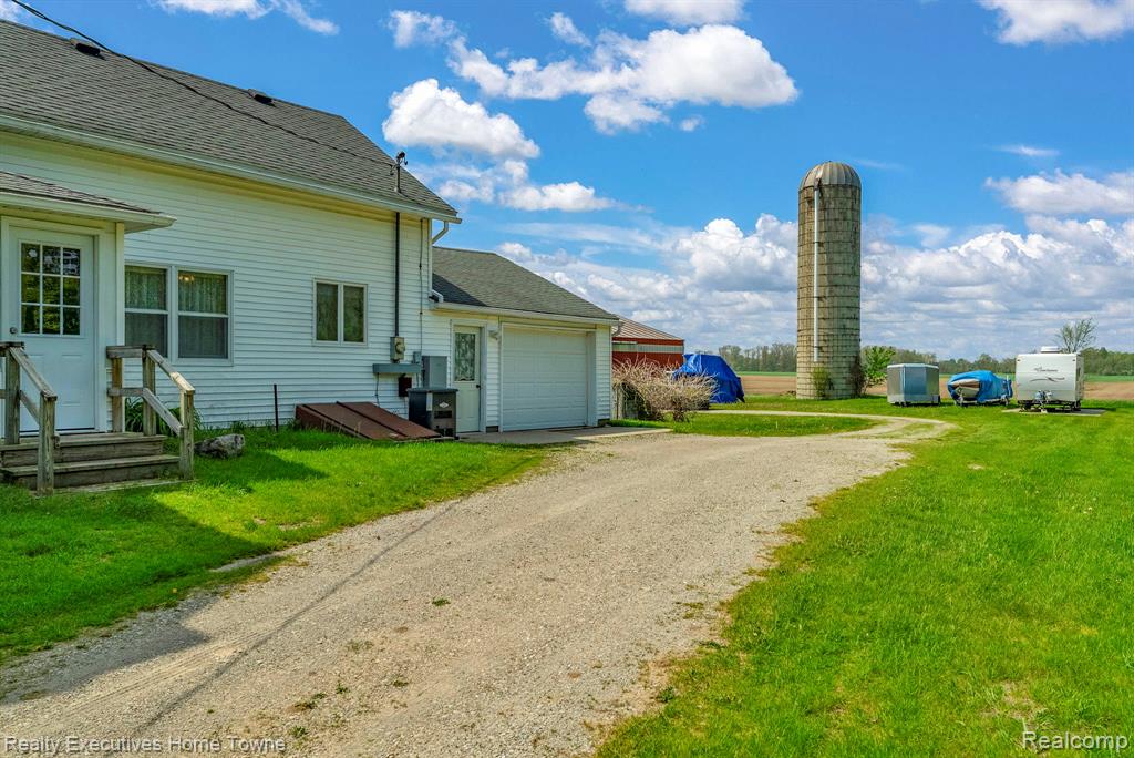5390 Walker Road, Clyde, MI 48049 — Photo 51