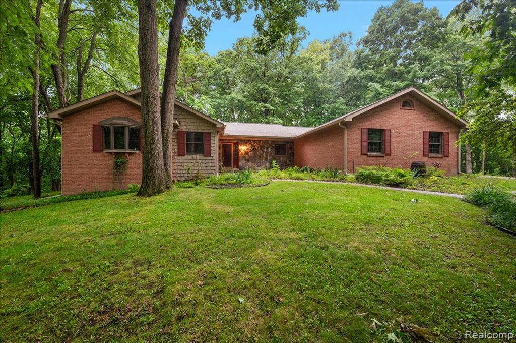 670 Rolling Acres Drive, Ortonville, MI 48462 — Photo 62