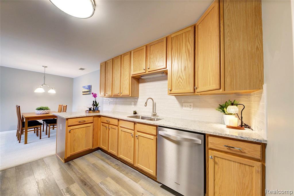 3082 Kneeland Circle, Howell, MI 48843 — Photo 14