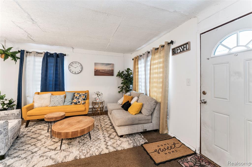 9980 Ashton Avenue, Detroit, MI 48228 — Photo 10