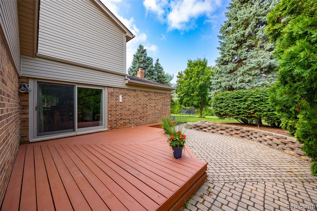 46073 Hollowoode Lane, Macomb, MI 48044 — Photo 3
