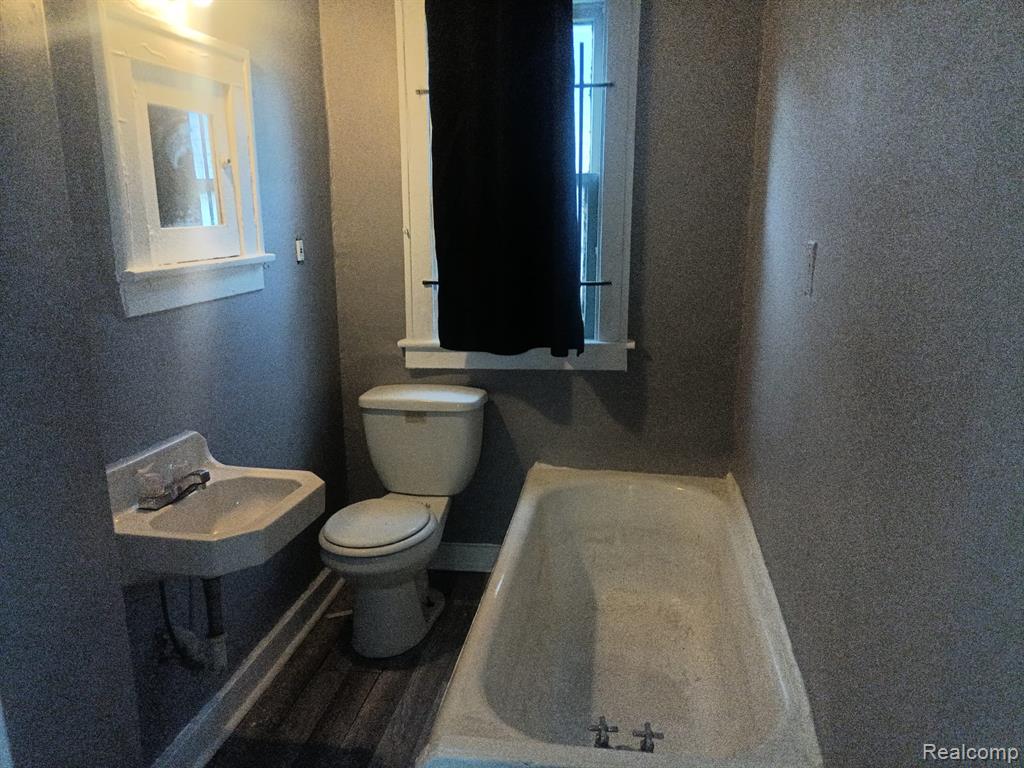 4844 GRAY Street, Detroit, MI 48215 — Photo 4
