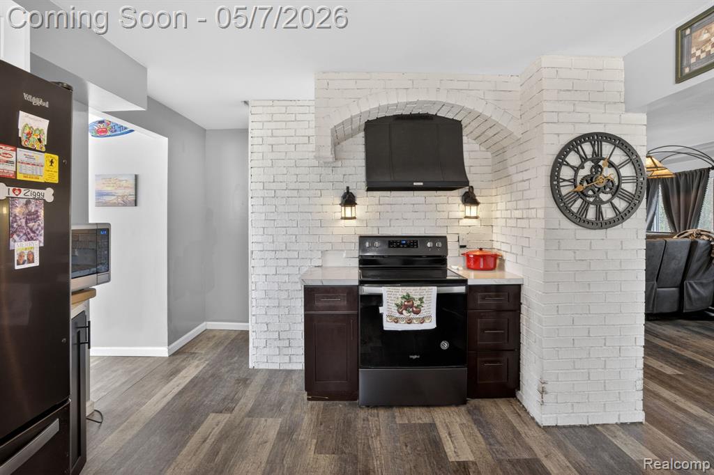 9252 E Brooks Road, Lennon Vlg, MI 48449 — Photo 11