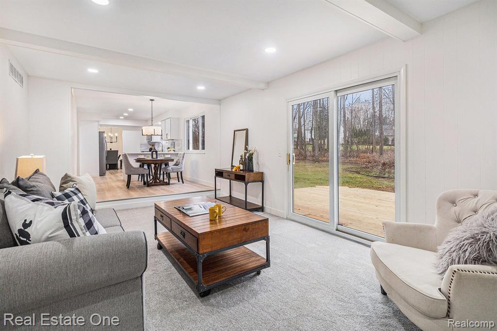8893 S CHRISTINE Drive, Brighton, MI 48114 — Photo 14
