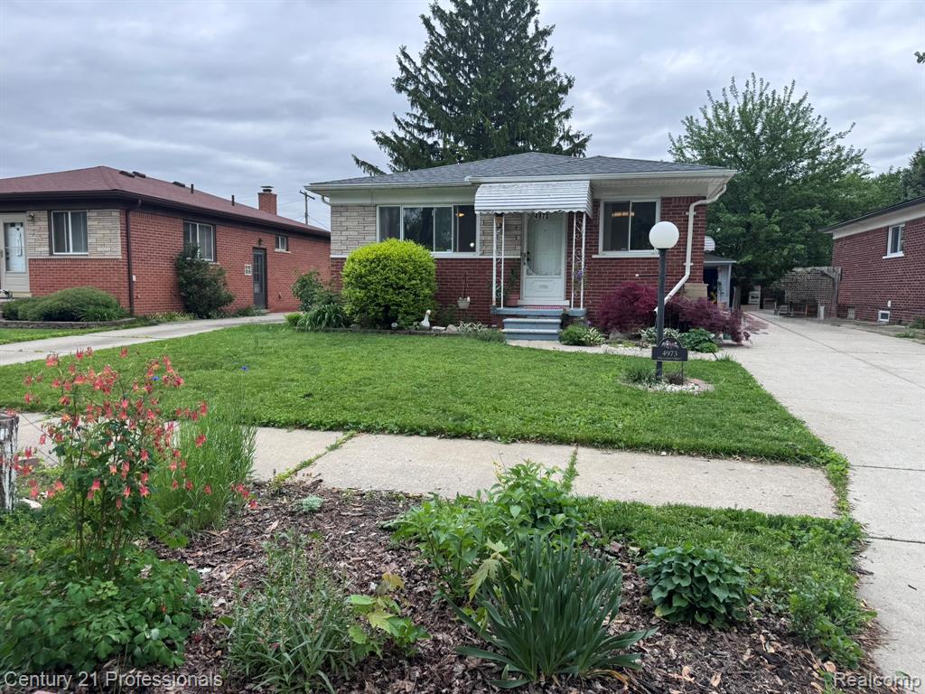 4973 Williams Street, Dearborn Heights, MI 48125 — front exterior