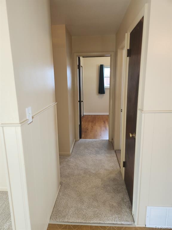 8395 DARLENE Street, Warren, MI 48093 — Photo 23