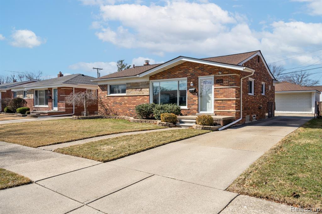 24263 Marine Avenue, Eastpointe, MI 48021 — Photo 5