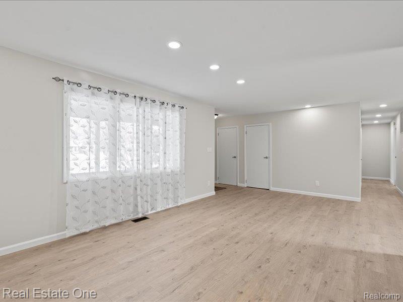 6407 Buxton Court, West Bloomfield, MI — Photo 19