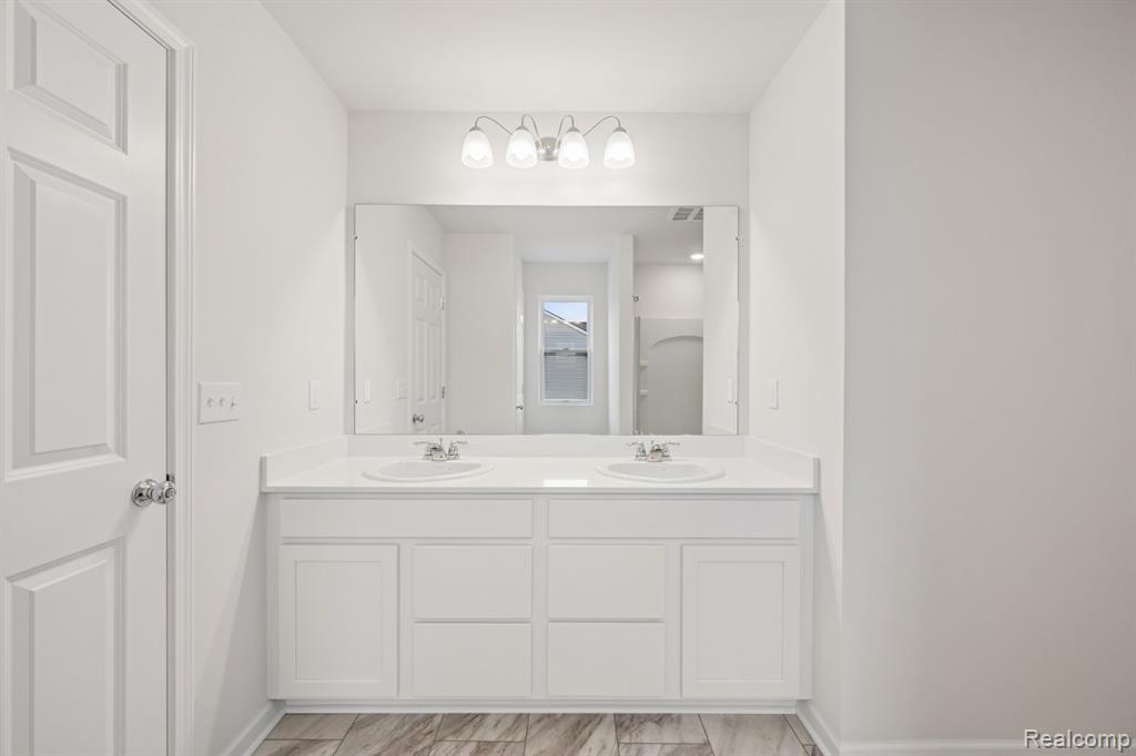 34427 Starling, Chesterfield, MI 48047 — Photo 20