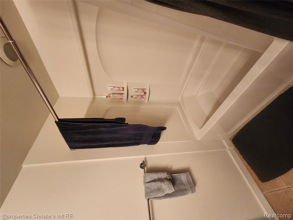 55 W CANFIELD Street, 204, Detroit, MI 48201 — Photo 7