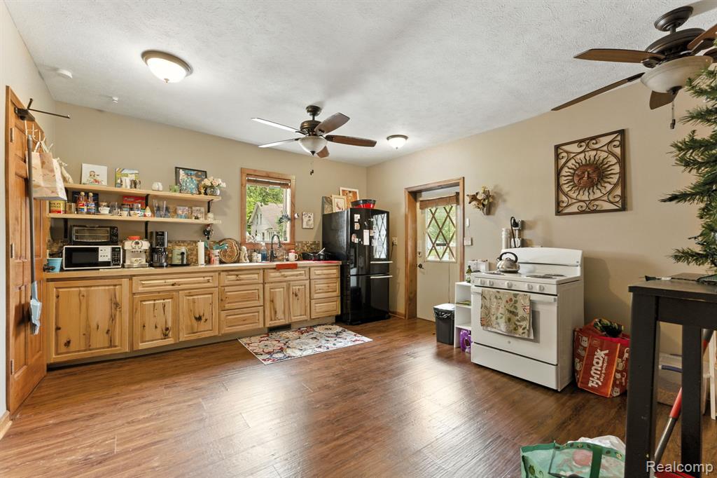502 W State Street, Hastings, MI 49058 — Photo 27