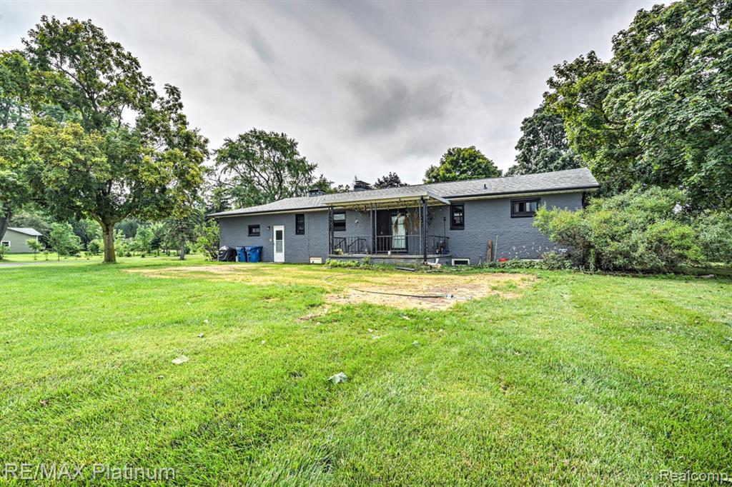 5462 Cook Road, Swartz Creek, MI 48473 — Photo 37