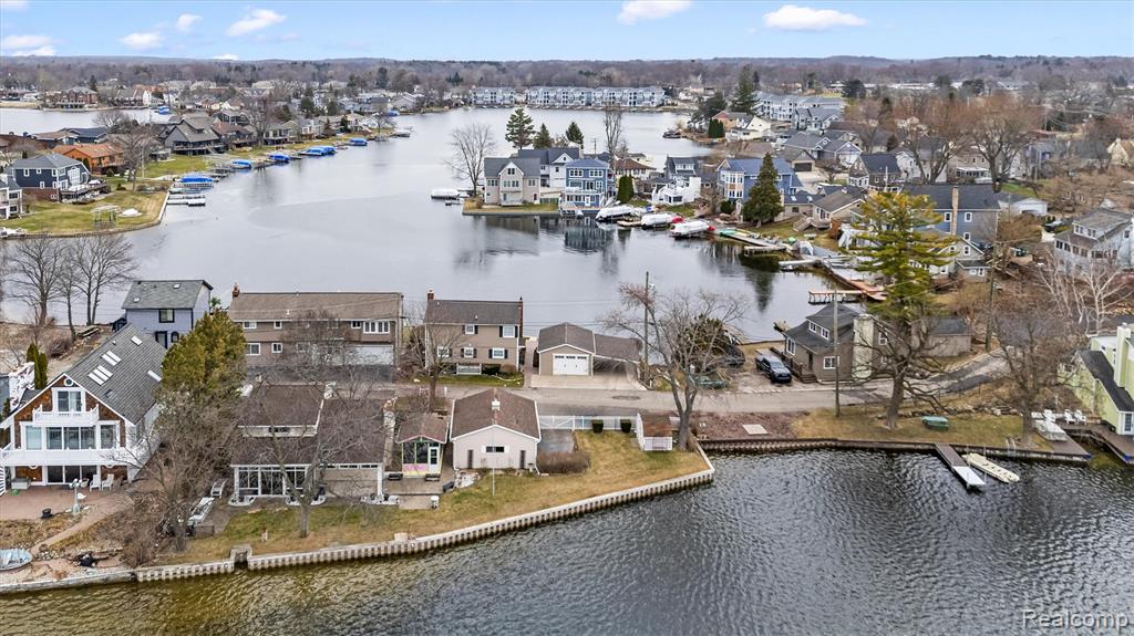 231 O'connor Street, Lake Orion, MI 48362 — Photo 11