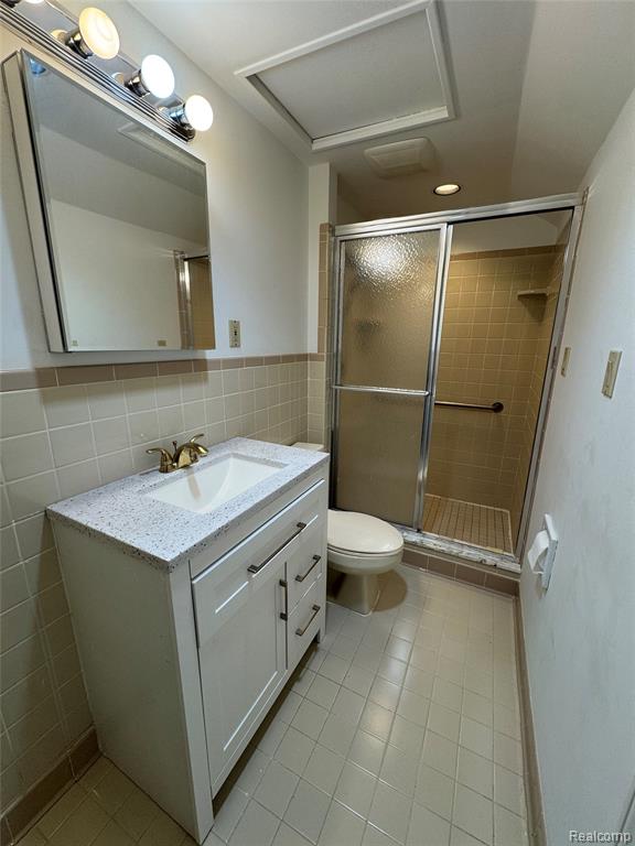 443 E Southlawn Boulevard, Birmingham, MI 48009 — Photo 8
