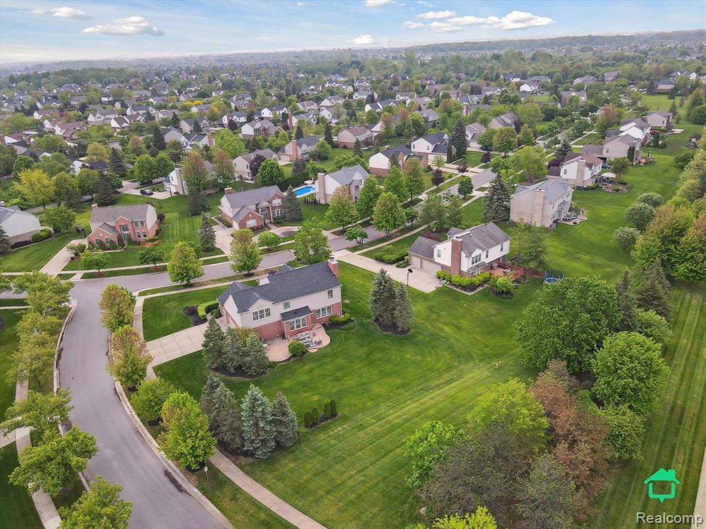 49110 MANHATTAN Circle, Canton, MI 48188 — Photo 42