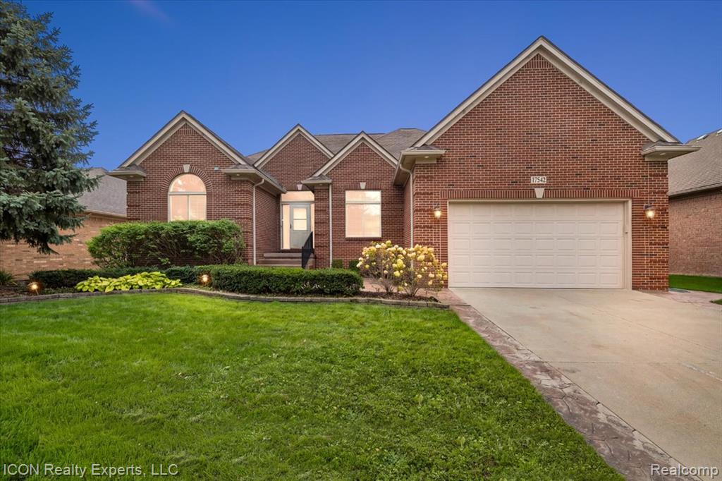17542 Goldeneye Drive, Clinton Twp, MI 48038