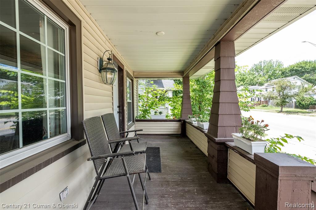 613 W Mount Hope Avenue, Lansing, MI 48910 — Photo 4