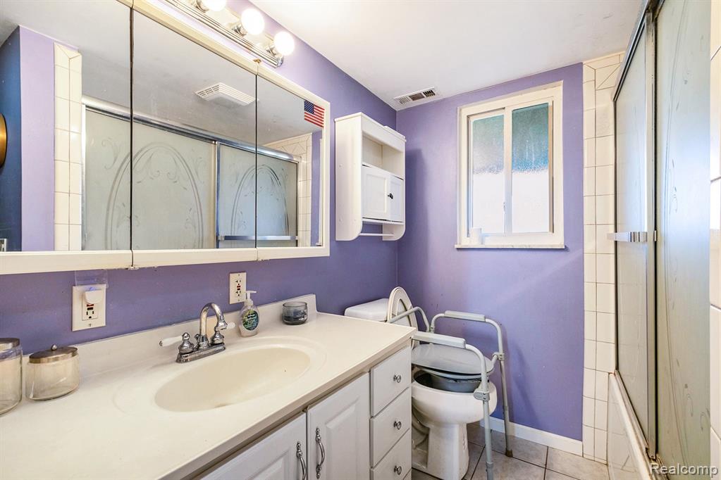 5212 W Farrand Road, Clio, MI 48420 — Photo 12