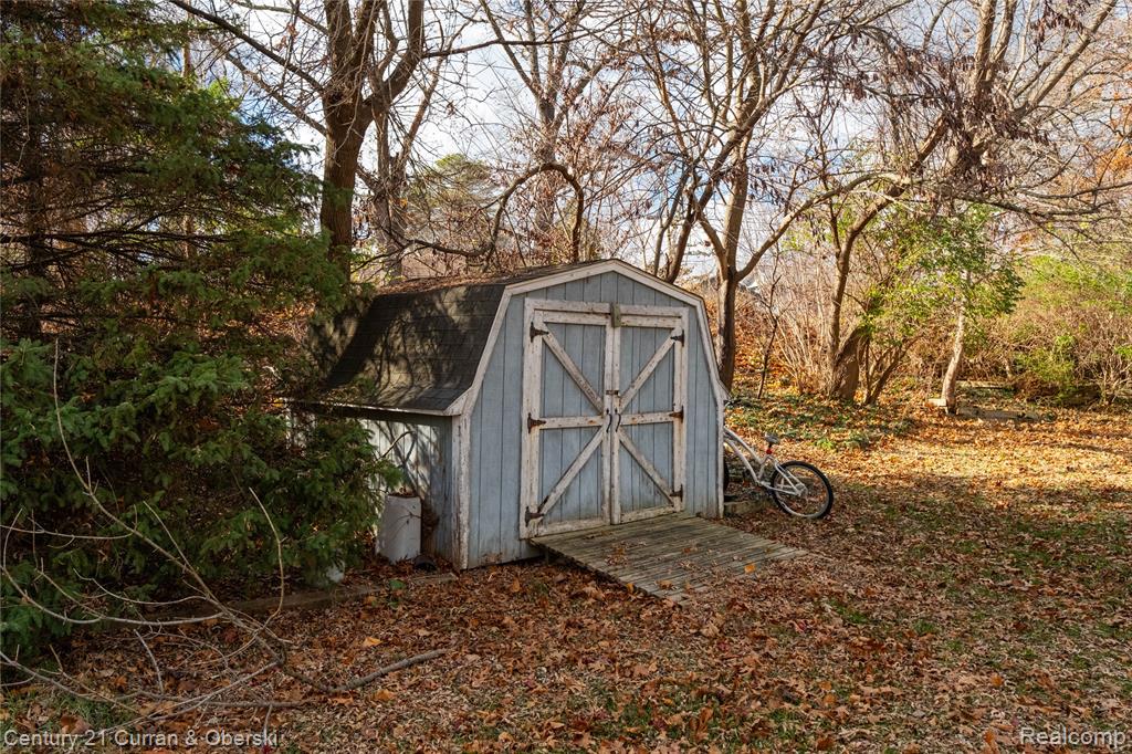 9792 Willis Road, Pinckney, MI 48169 — Photo 23