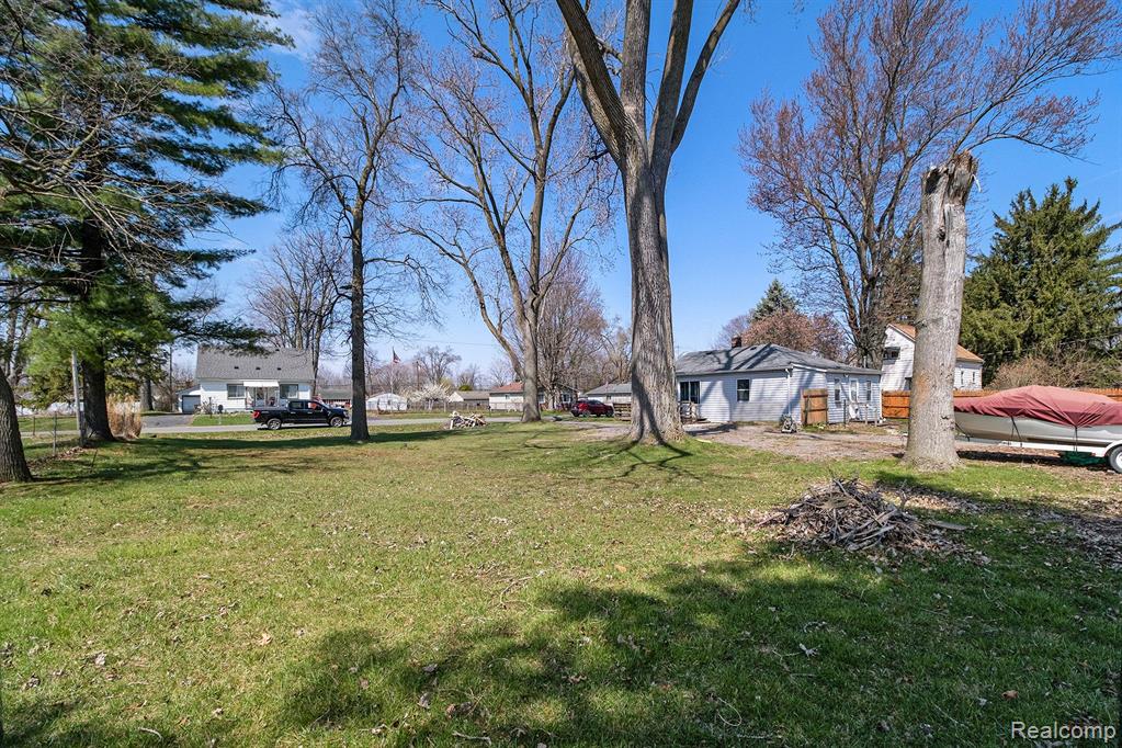 9447 PRINCESS Street, Taylor, MI 48180 — Photo 8