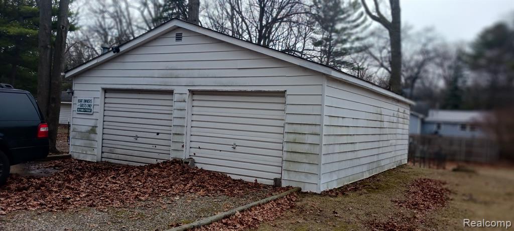 4827 LORI LU Drive, Caseville, MI 48725 — Photo 2