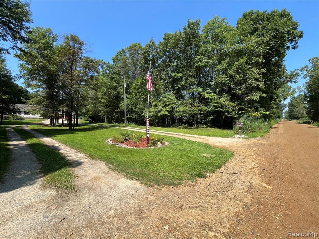 28524 Elwell Road, Belleville, MI 48111 — Photo 3