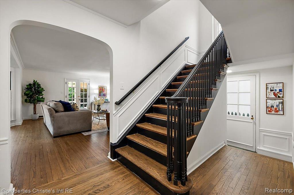 75 Grosse Pointe Blvd, Grosse Pointe Farms, MI 48236 — Photo 16