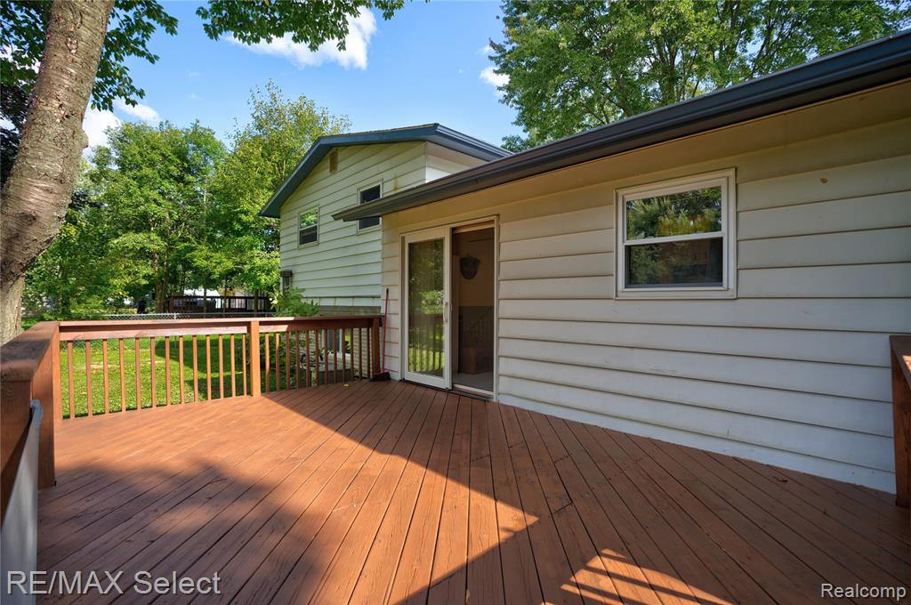 5368 Dunbar Drive, Grand Blanc, MI 48439 — Photo 29