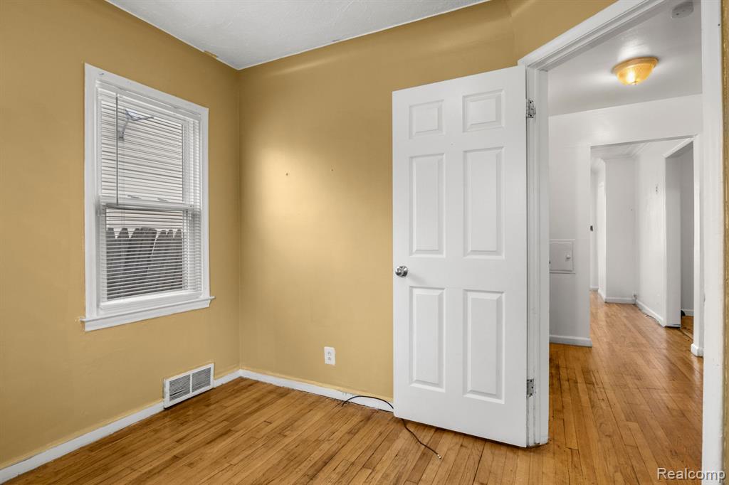 6223 FAUST Avenue, Detroit, MI 48228 — Photo 20